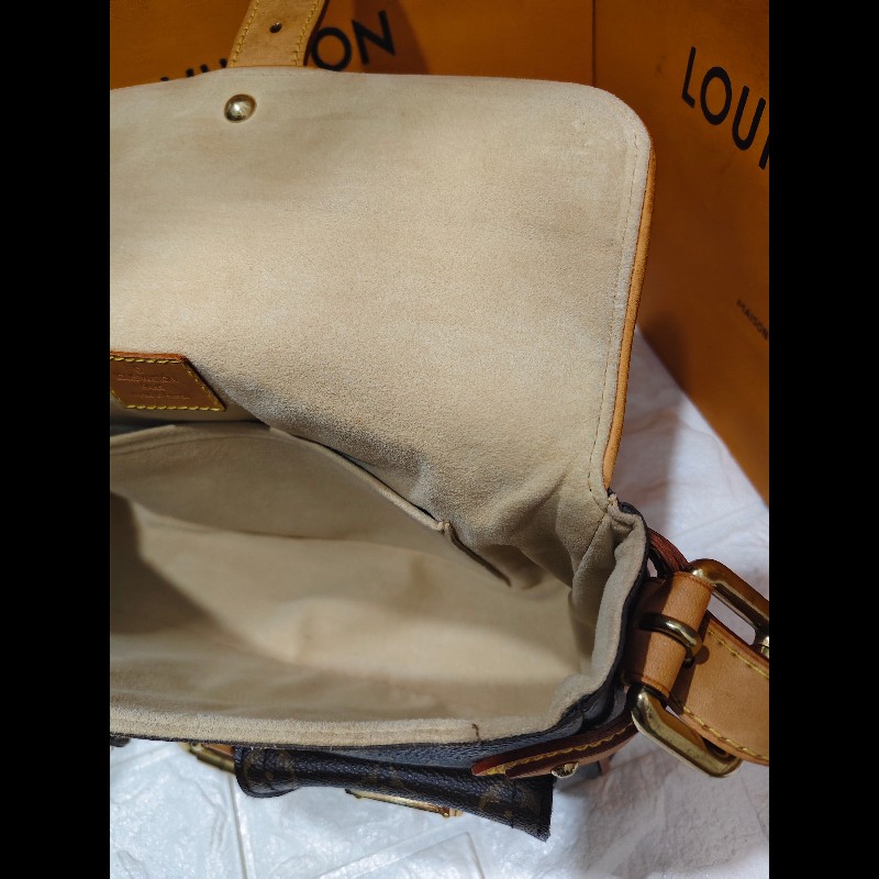 Louis Vuitton 曼哈頓掀蓋包可斜背款-13