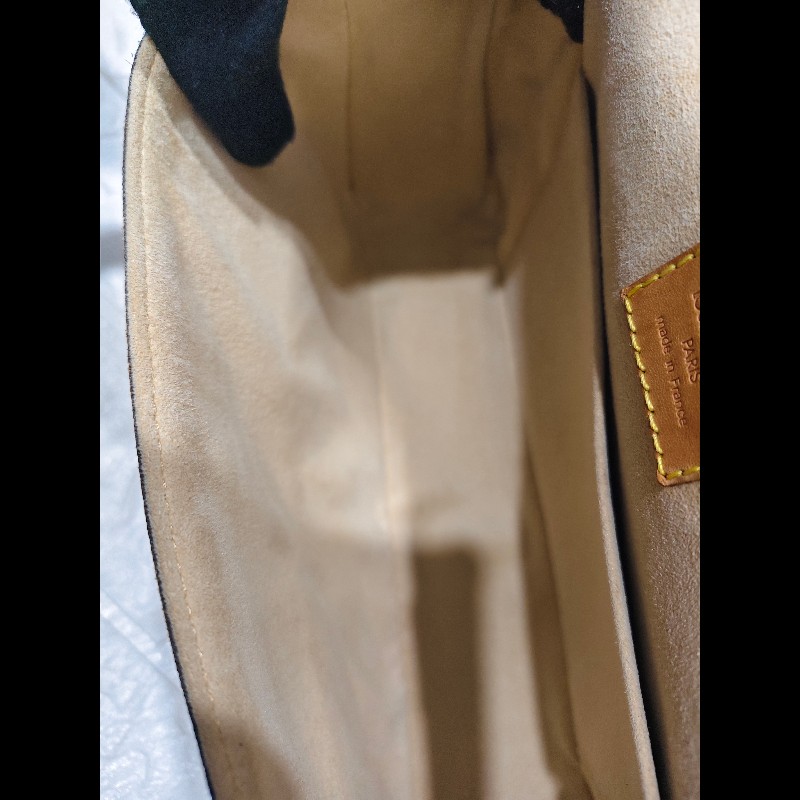 Louis Vuitton 曼哈頓掀蓋包可斜背款-16
