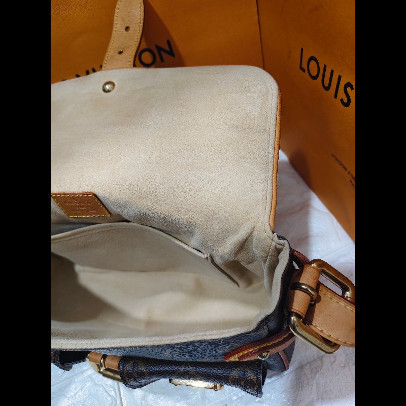 Louis Vuitton 曼哈頓掀蓋包可斜背款-18