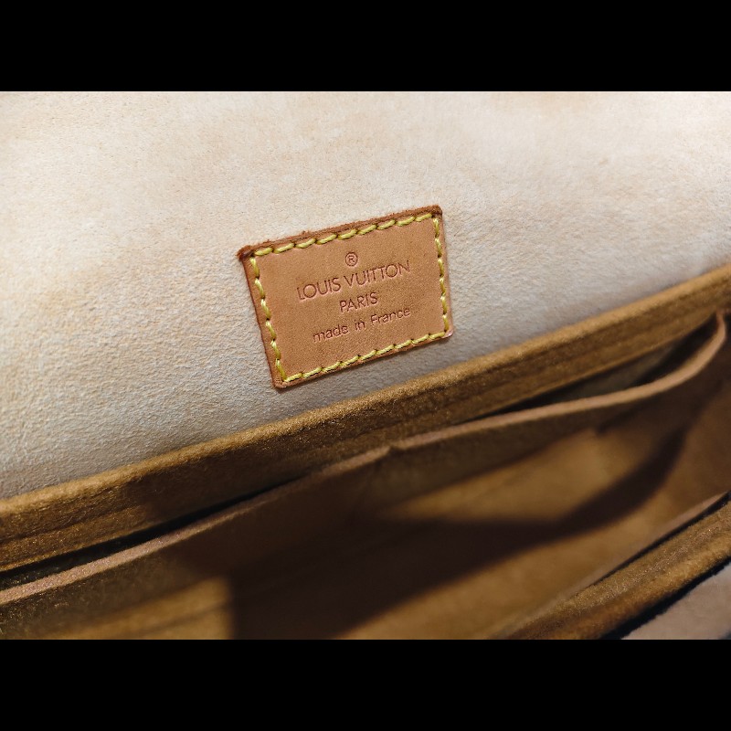 Louis Vuitton 曼哈頓掀蓋包可斜背款-32