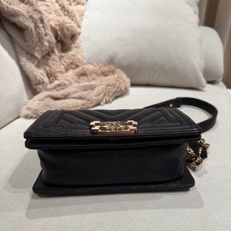 Chanel Boy 20 黑金-2