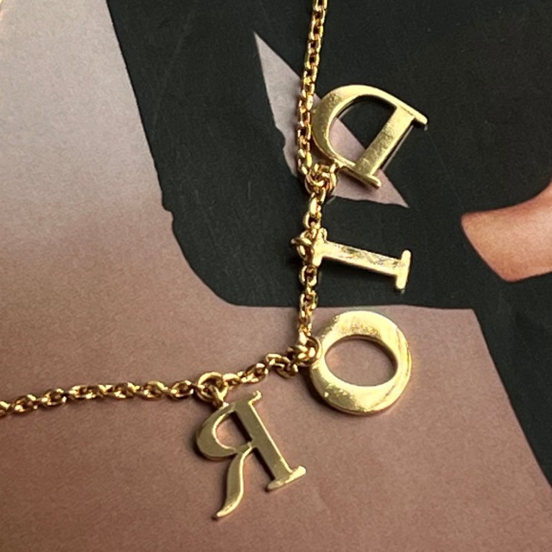 ::Christian Dior:: 金字鑲鑽小星星項鍊 Dio r evolution Crystal Charm-5