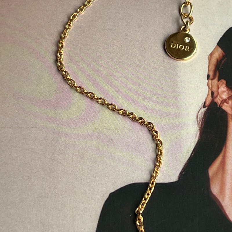 ::Christian Dior:: 金字鑲鑽小星星項鍊 Dio r evolution Crystal Charm-7