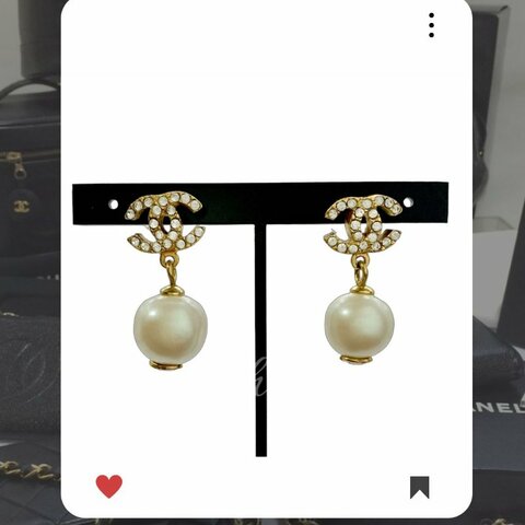 🛍️🎁 26 🔥 3月新品上架 💘 香奈兒 Chanel 金色CC水鑽珍珠款耳環 🔥 香奈兒熱賣款 香奈兒經典款 耳環 CHANEL EARRING