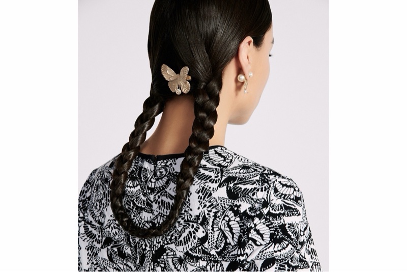 黑色和白色緹花綴以 Allover Butterfly 主題圖案-2