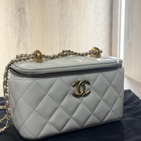 Chanel 24c 雙金球長盒子 白雪公主