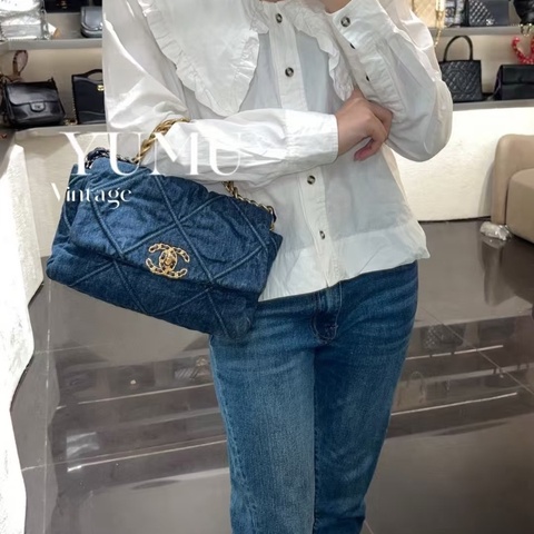 CHANEL丹寧牛仔19bag肩背斜背包30*18*8 98新配件塵袋購證保卡