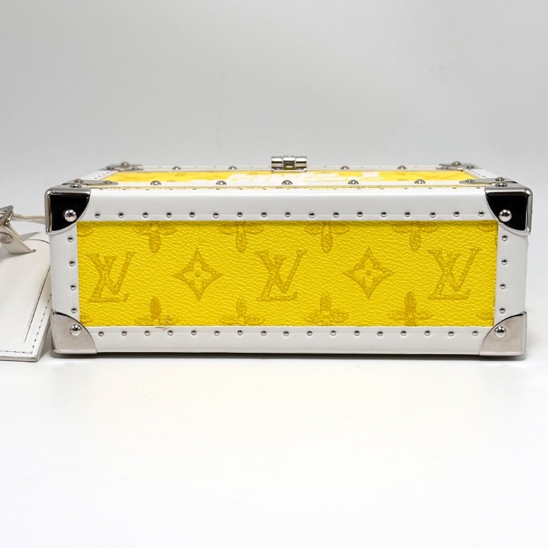LV 黃白拼色柳釘Clutch box 限量小硬盒肩背包芯片款22*16*7.5 全新閒置配件盒子塵袋吊牌-3