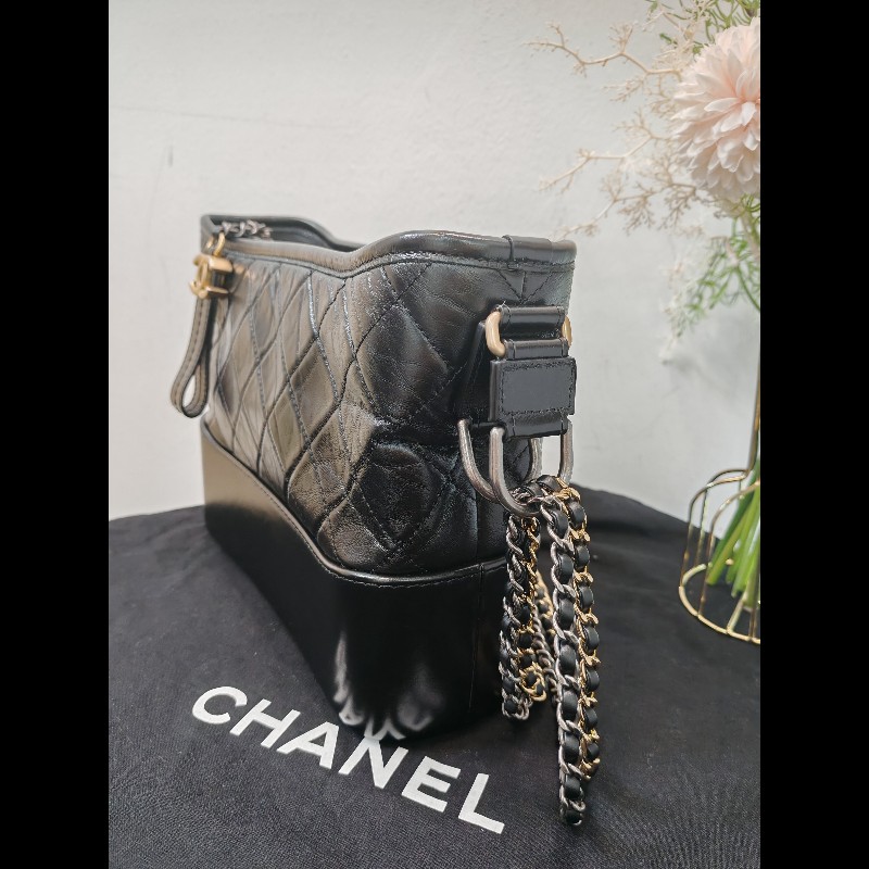 Chanel Gabrielle New Medium 流浪新中號 黑金-1