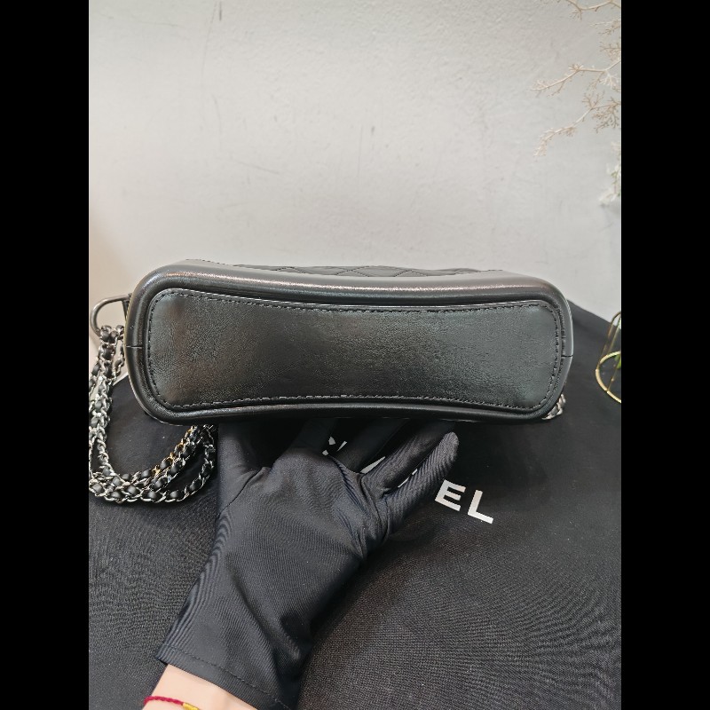 Chanel Gabrielle New Medium 流浪新中號 黑金-5