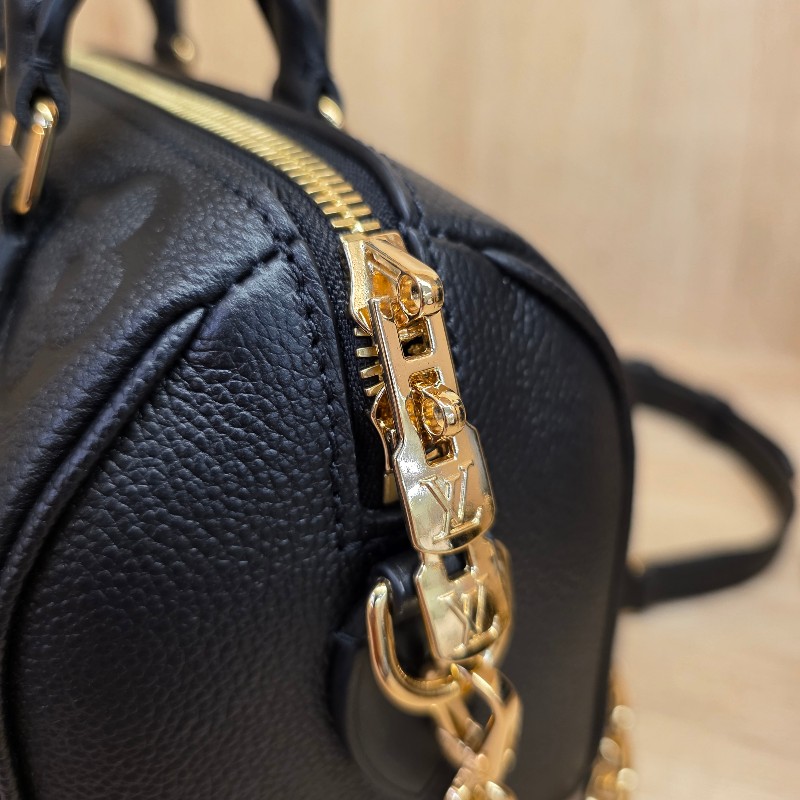 [品況新價甜把握🥰] LV黑牛皮金釦Speedy20手提斜背包-17