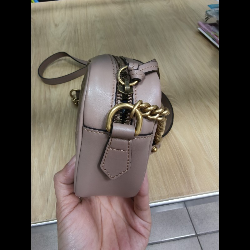 Gucci（藕粉相機包小號）-2
