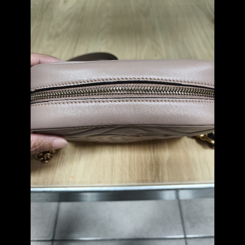 Gucci（藕粉相機包小號）-5