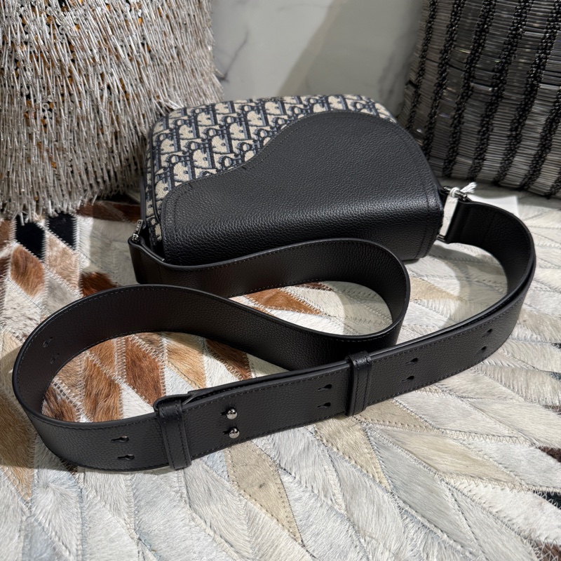 DIOR提花布皮革馬鞍Saddle 郵差包斜背包-4