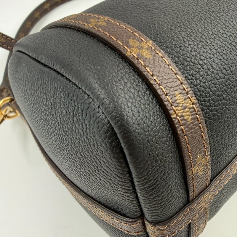 Louis Vuitton -黑色牛皮金釦原花雙耳Express波士頓包╻PM-13