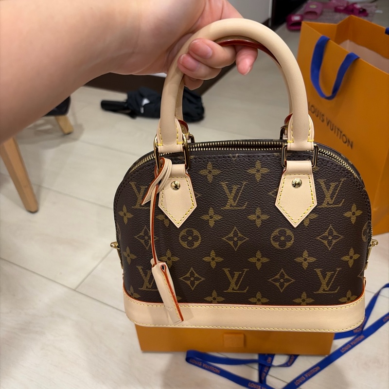 全配LV 貝殼包 Alma 從無背過🤩-6