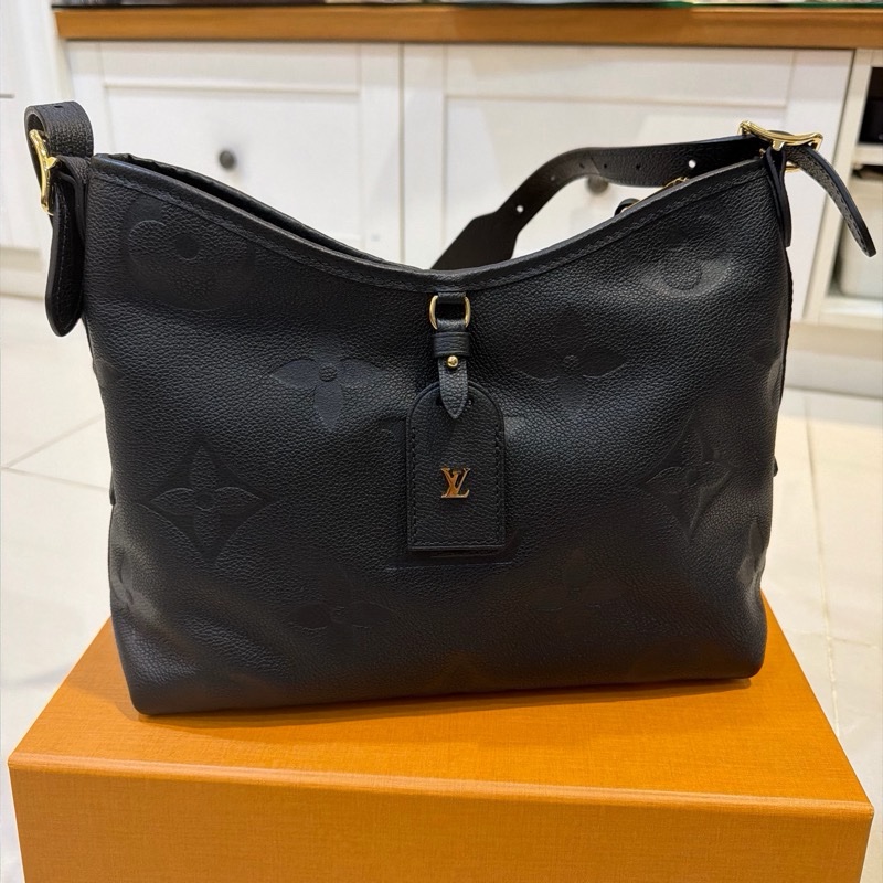 【全新現貨】LV CarryAll PM 黑色壓紋全皮革 Empreinte (附 2025 維也納購證)-1
