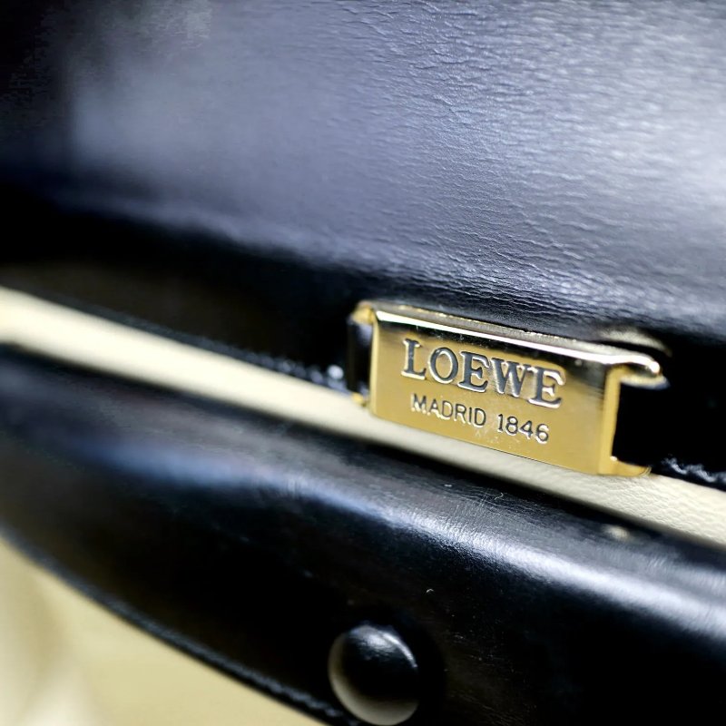 Loewe Anagram金扣中古手袋-16