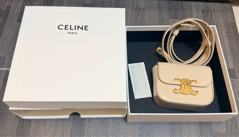 celine 迷你凱旋門小廢包 （米色）-0