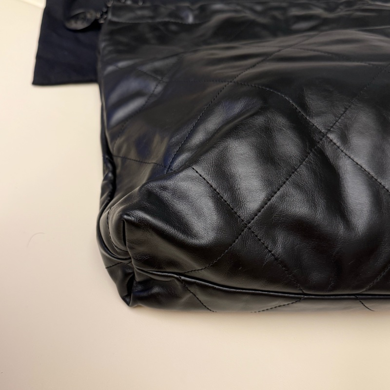 Chanel 22bag so balck中號-8