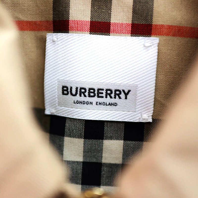 Burberry Widehill Love 外套-17