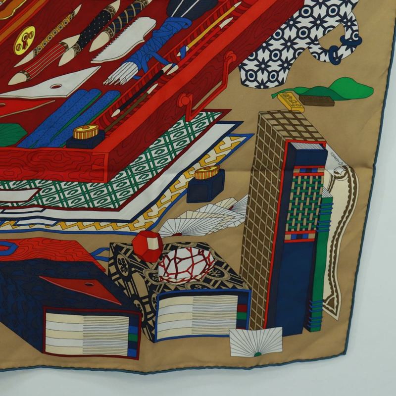 【日本直送】HERMES Carre 90 圍巾「Les tresors d'un Artiste」真絲多色正品 172017M-9
