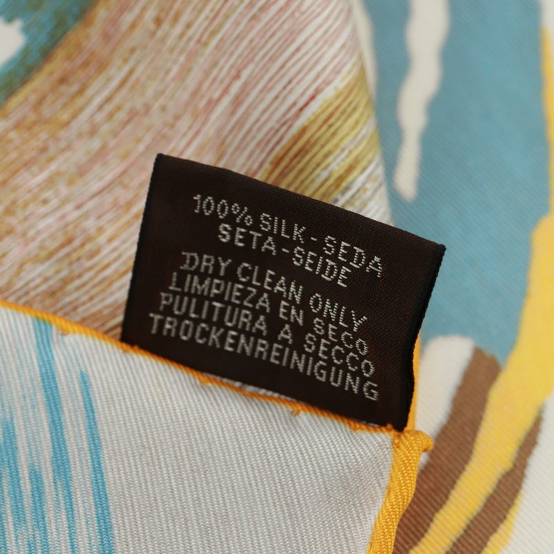 【日本直送】愛馬仕 Carre 90 絲巾 “LE CHAT CARRE” 米色真絲 Auth 172015SAM-15