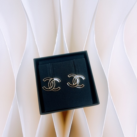 全新 Chanel 25a 黑色雙c耳環