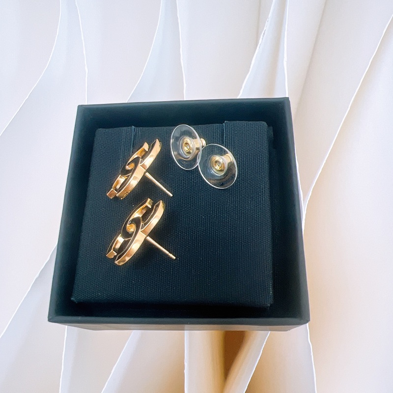 全新 Chanel 25a 黑色雙c耳環-3