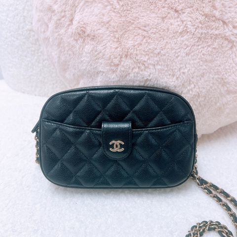 Chanel 黑金牛皮相機包 woc