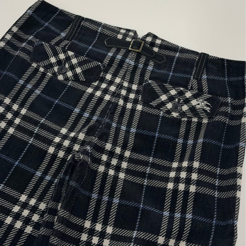 BURBERRY 藍標 格紋燈芯絨戰馬短褲-6