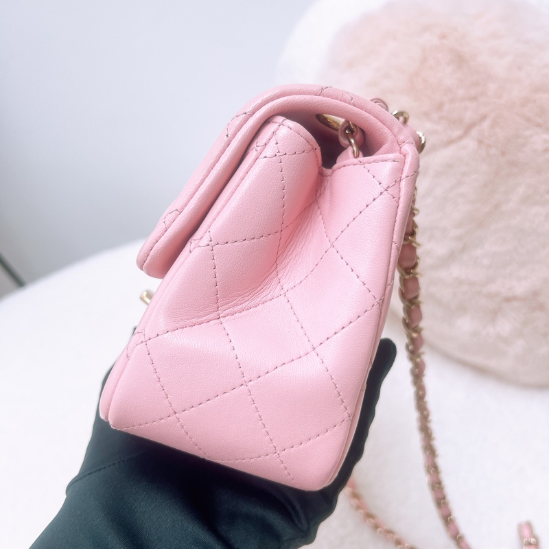 Chanel 粉色方胖子 mini cf 17-5