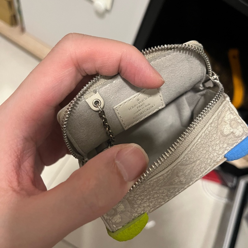 LV 攀岩系列 耳機包 零錢包-2