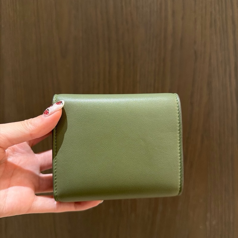 Celine 乳木果油色的短夾～～狀況超級好！快來淘寶-2