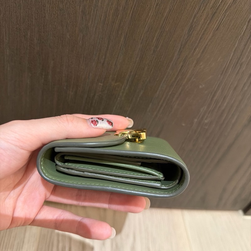 Celine 乳木果油色的短夾～～狀況超級好！快來淘寶-9