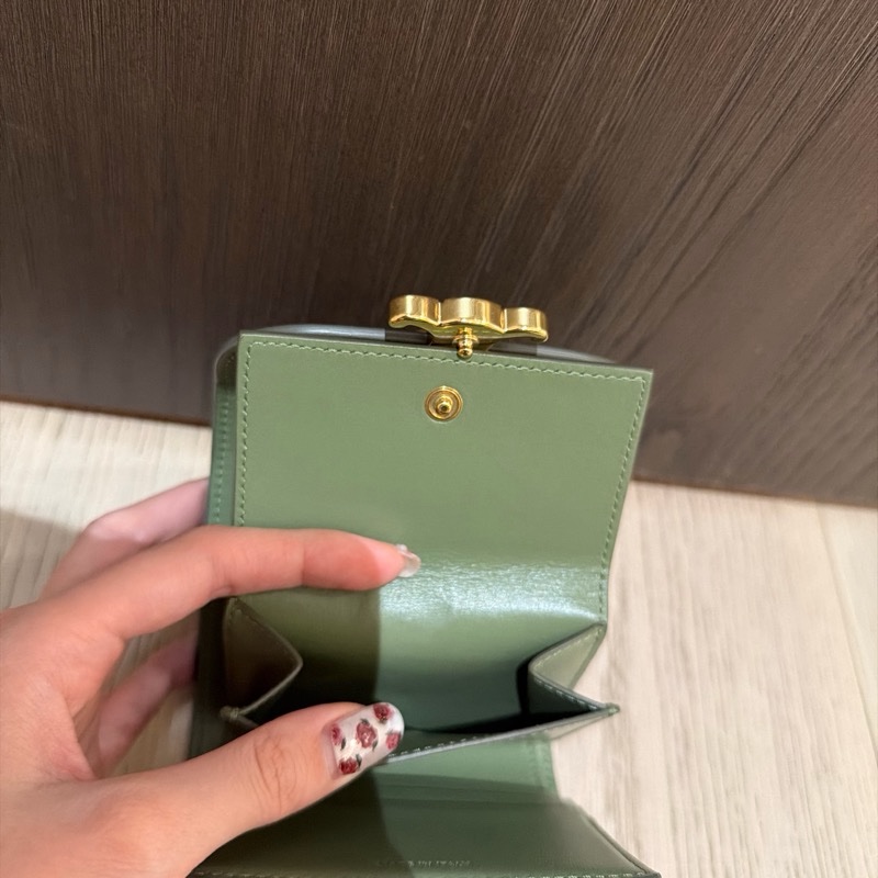 Celine 乳木果油色的短夾～～狀況超級好！快來淘寶-14