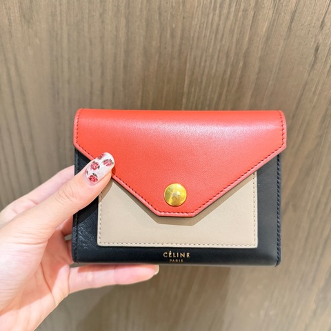 Celine 前設計師作品！ 前設計師粉絲快來～