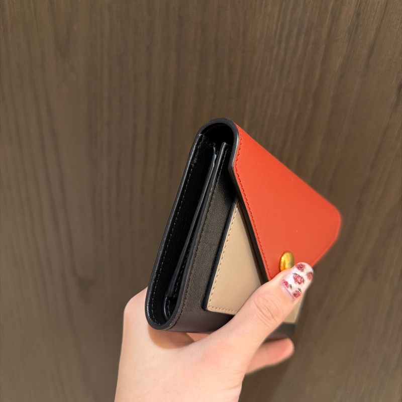 Celine 前設計師作品！ 前設計師粉絲快來～-8