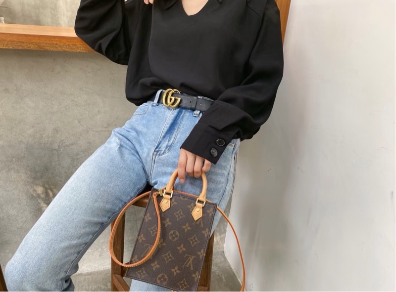 「JL精品代購」98新LV老花PETIT SAC PLAT mini 琴譜肩背包-2