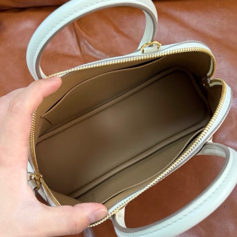 Hermes bolide 25 蘑菇白金扣 stamp B-3