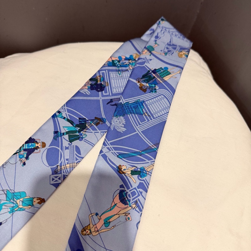 Hermes 愛馬仕 巴黎女子 Twilly 絲巾-1