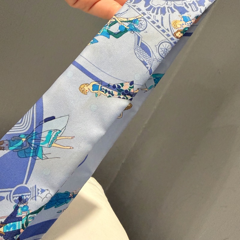 Hermes 愛馬仕 巴黎女子 Twilly 絲巾-11