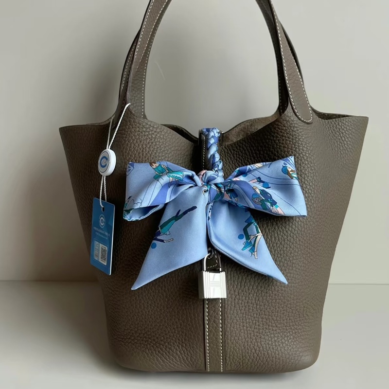 Hermes 愛馬仕 巴黎女子 Twilly 絲巾-12