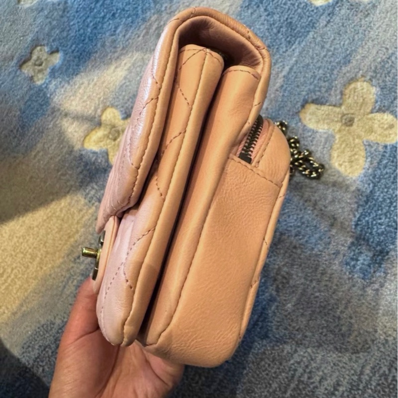 【96新 ✨ 全網最低價！】 Chanel 香奈兒 CF櫻花粉 牛皮 限量金幣 鏈條包（下單前先詢問庫存❗️）-4