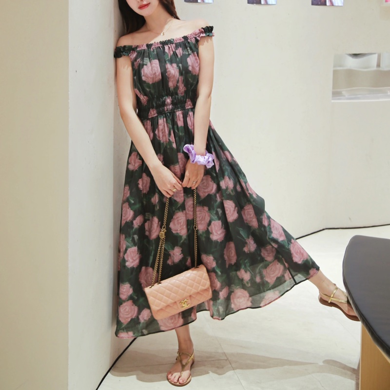 【96新 ✨ 全網最低價！】 Chanel 香奈兒 CF櫻花粉 牛皮 限量金幣 鏈條包（下單前先詢問庫存❗️）-0