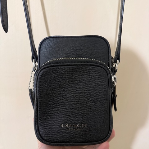 Coach so black 皮革精緻小包