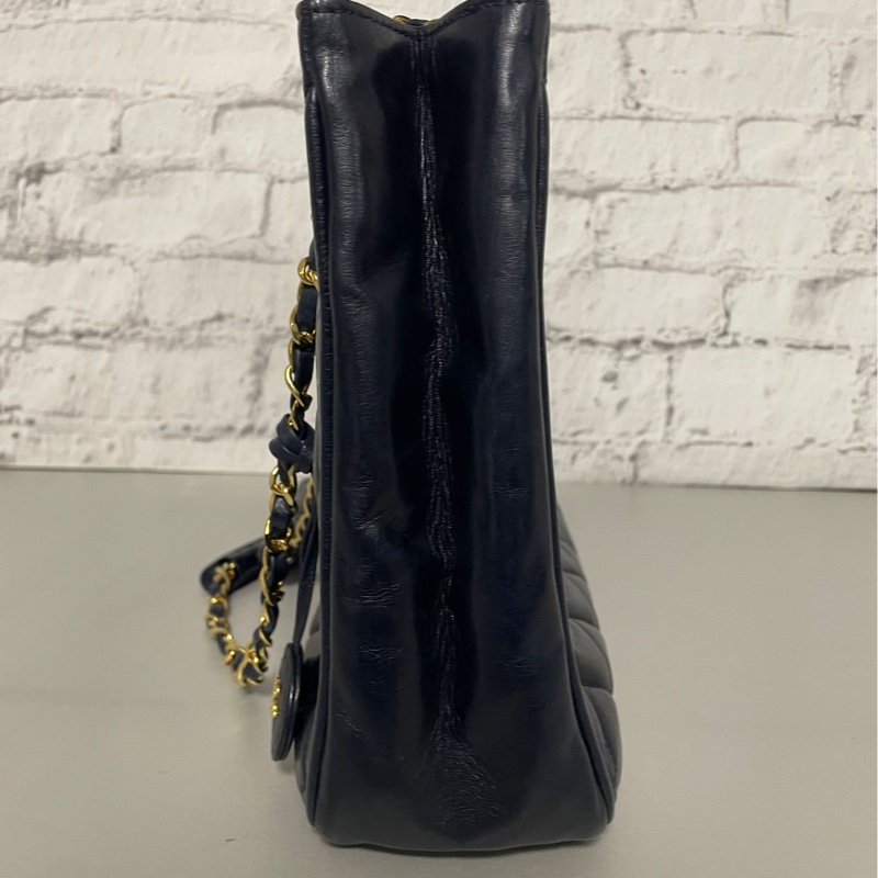 Chanel 菱格紋托特鏈條包-10