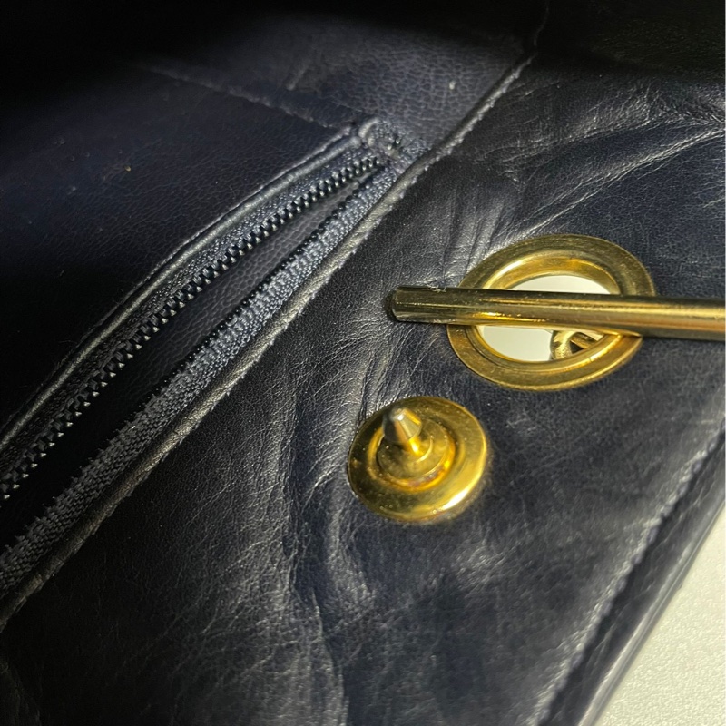 Chanel 菱格紋托特鏈條包-17