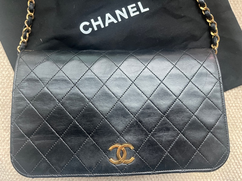 Chanel vintage 香奈兒黑金羊菱格包-1