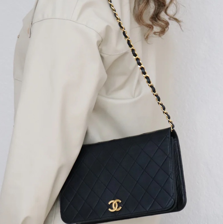 Chanel vintage 香奈兒黑金羊菱格包-8